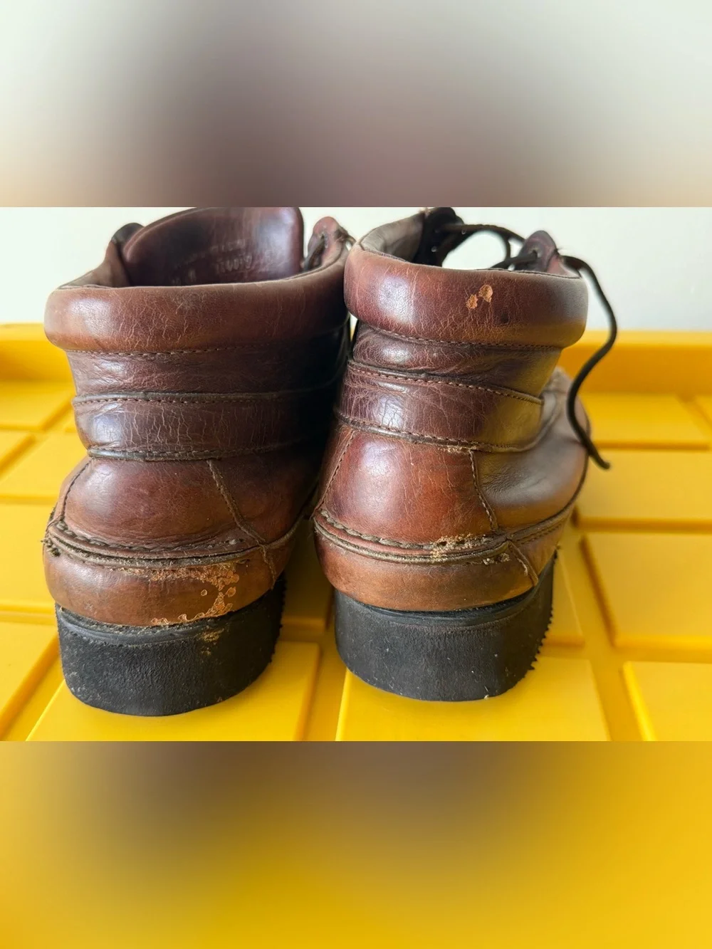 Vintage Timberland Men’s 10M Brown Leather Boots Made in USA Vibram Sole